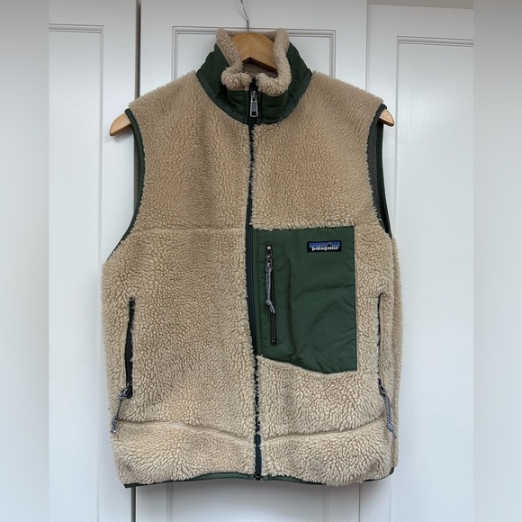 VTG Patagonia Unisex Retro-X Fleece Vest / SM / Tan & Green / STY 23044 FA02
